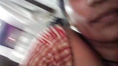 Un video gratis lesbiche mature uomo strappò il velo rosso della sposa nel culo mentre la ragazza leccava il clitoride di una donna Sotto di lui.